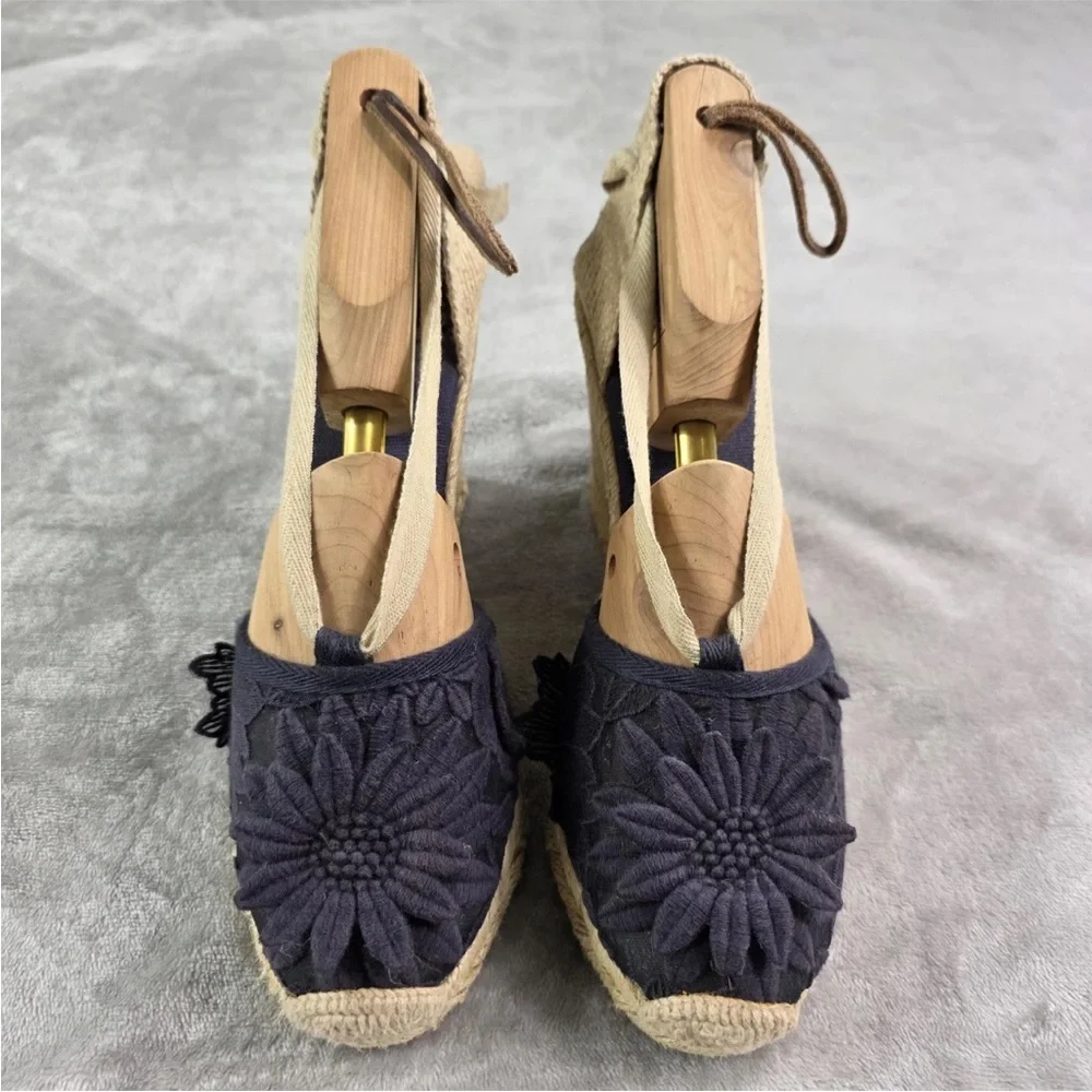 Tory Burch Navy/Tan 3D Floral print Emil espadrille lace up wedge size 7.5